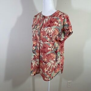 Columbia sz sm top button down tropical print casual style muted tones